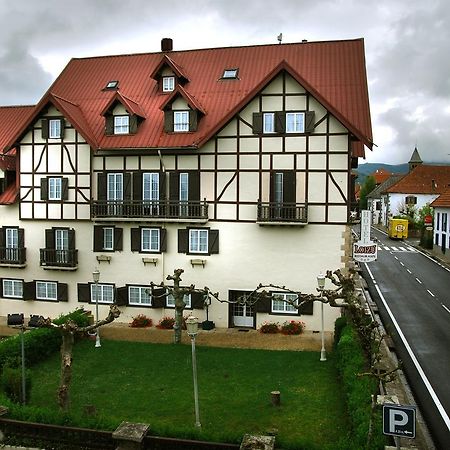 Hotel Rural Loizu Burguete Exterior foto