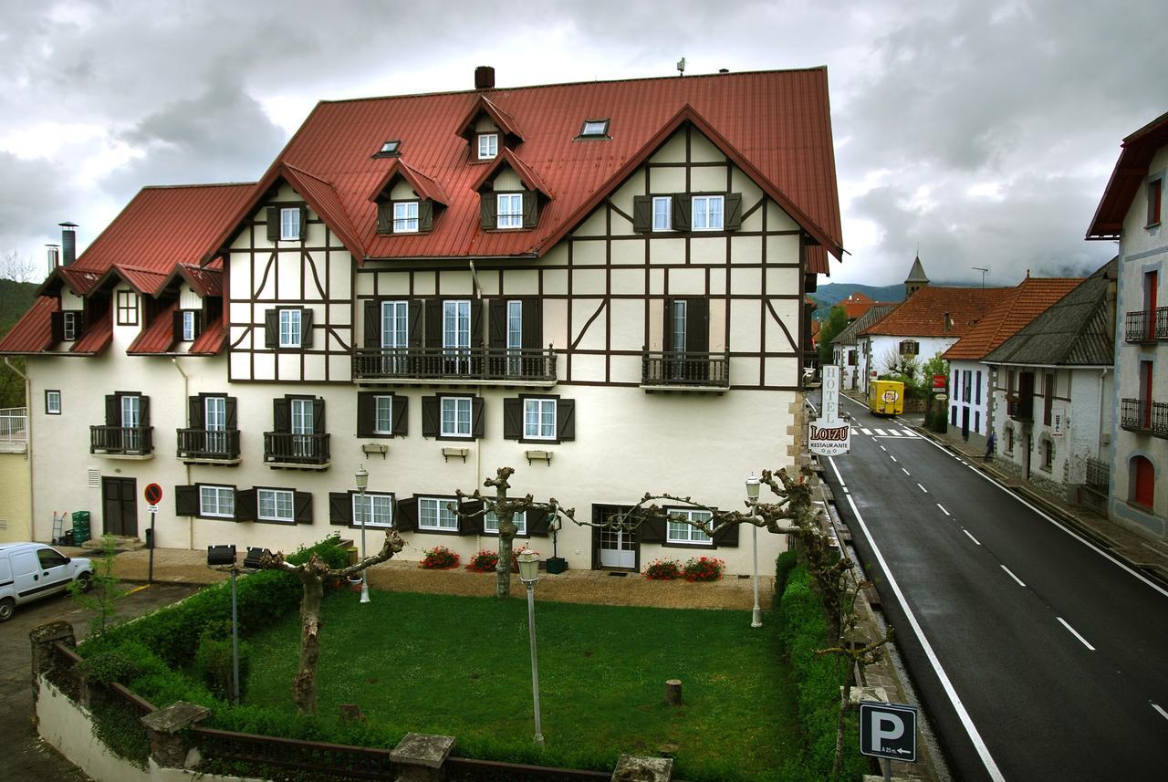 Hotel Rural Loizu Burguete Exterior foto